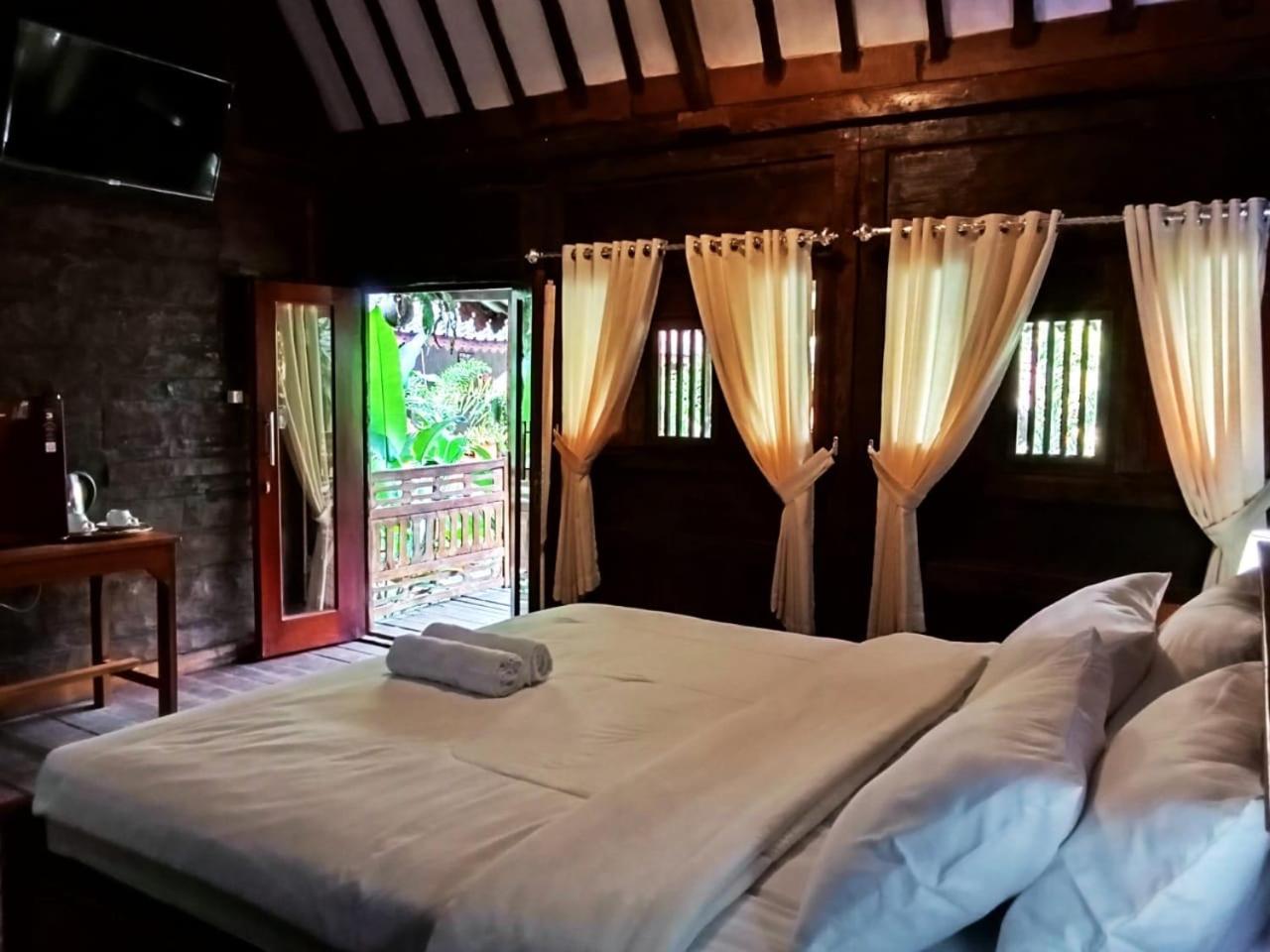 Sorongjukung Tahlia'S Villa المظهر الخارجي الصورة